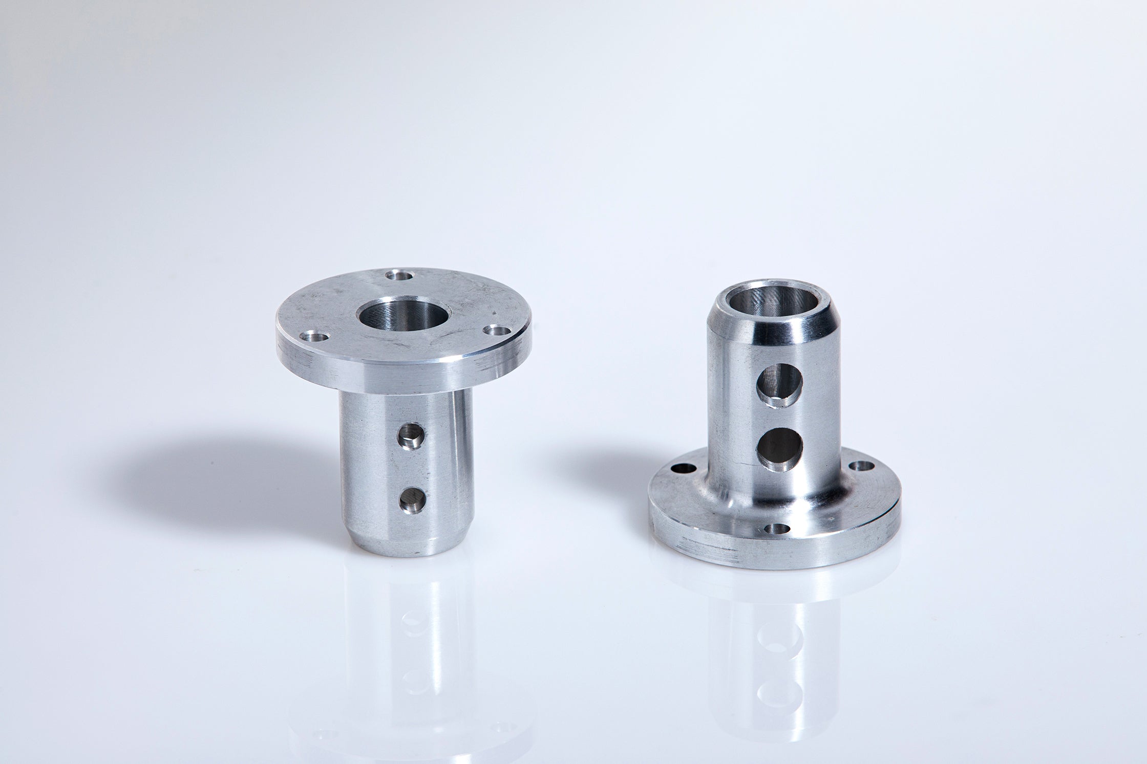 LEVEL STEERING WHEEL HUB - 2 HOLES – Original Intrepid Ersatzteil für Kartsport